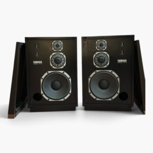 Yamaha FX3 Speakers